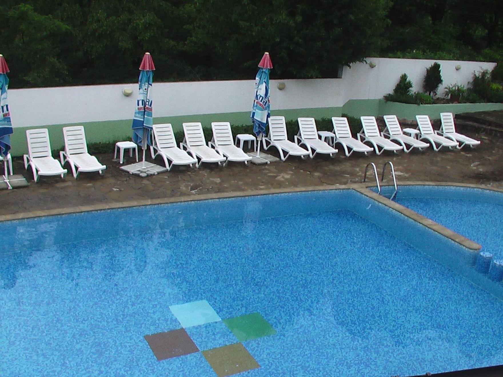Hotel Seasons Triavna Exterior foto