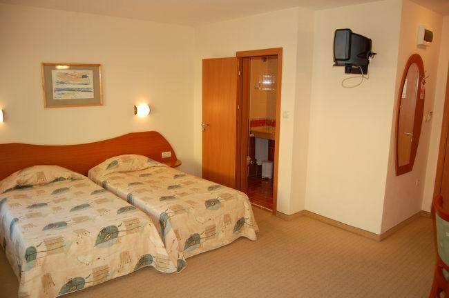 Hotel Seasons Triavna Quarto foto